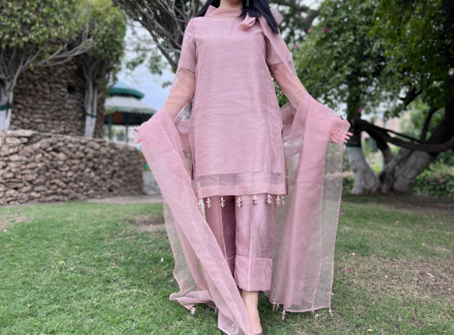 9CC33D52-7DE0-42A4-937F-76161A75FF36