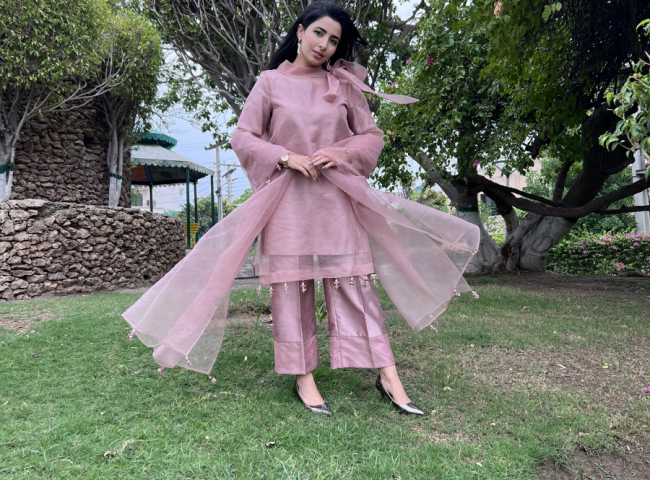 9FC40AB0-D5B1-412C-8A03-58C80CDE1E22